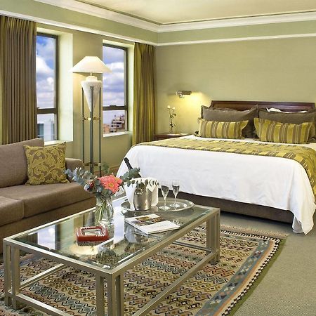 Hotel Regal Pacific Сантьяго Экстерьер фото A room at the hotel