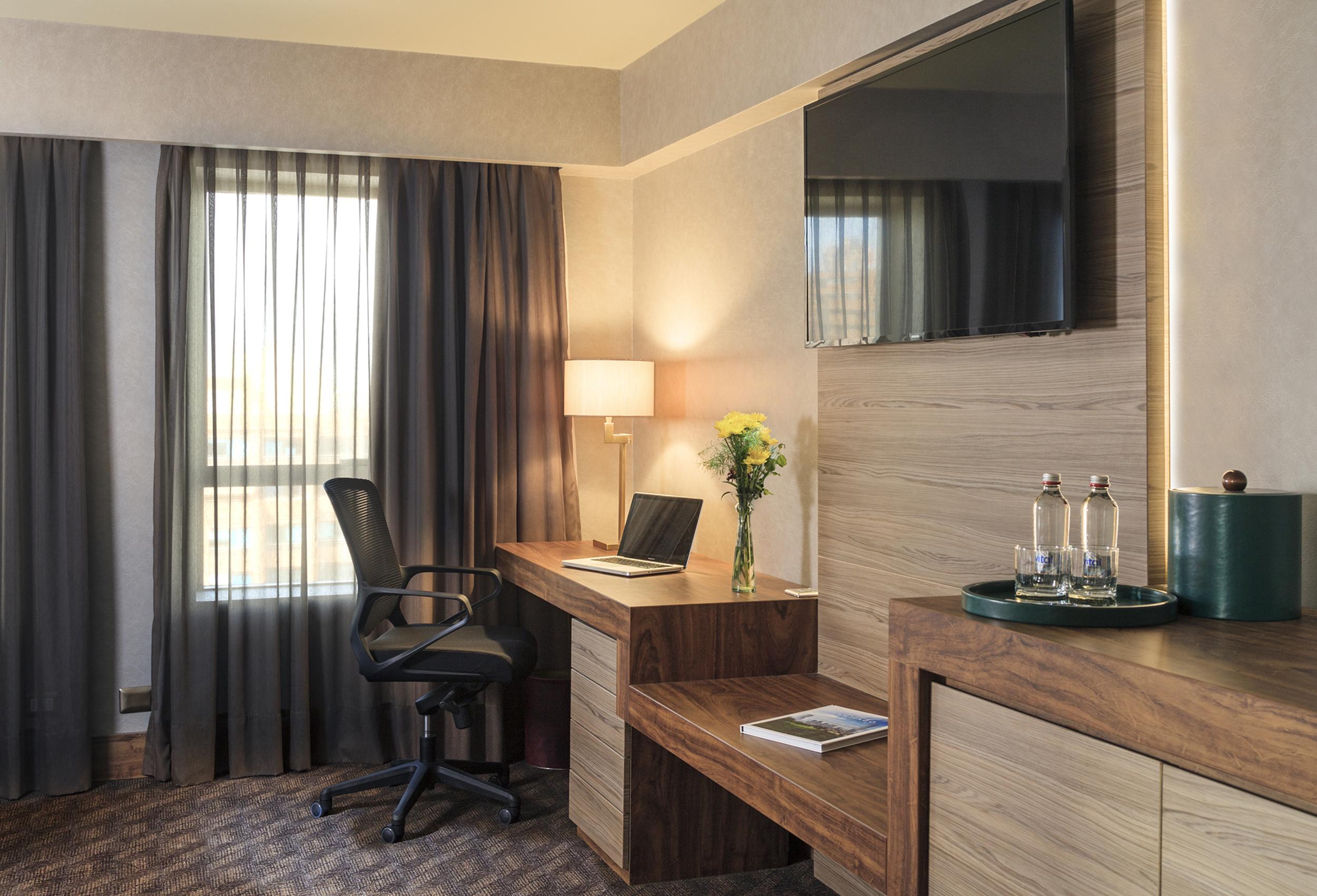 Hotel Regal Pacific Сантьяго Экстерьер фото A room at the hotel
