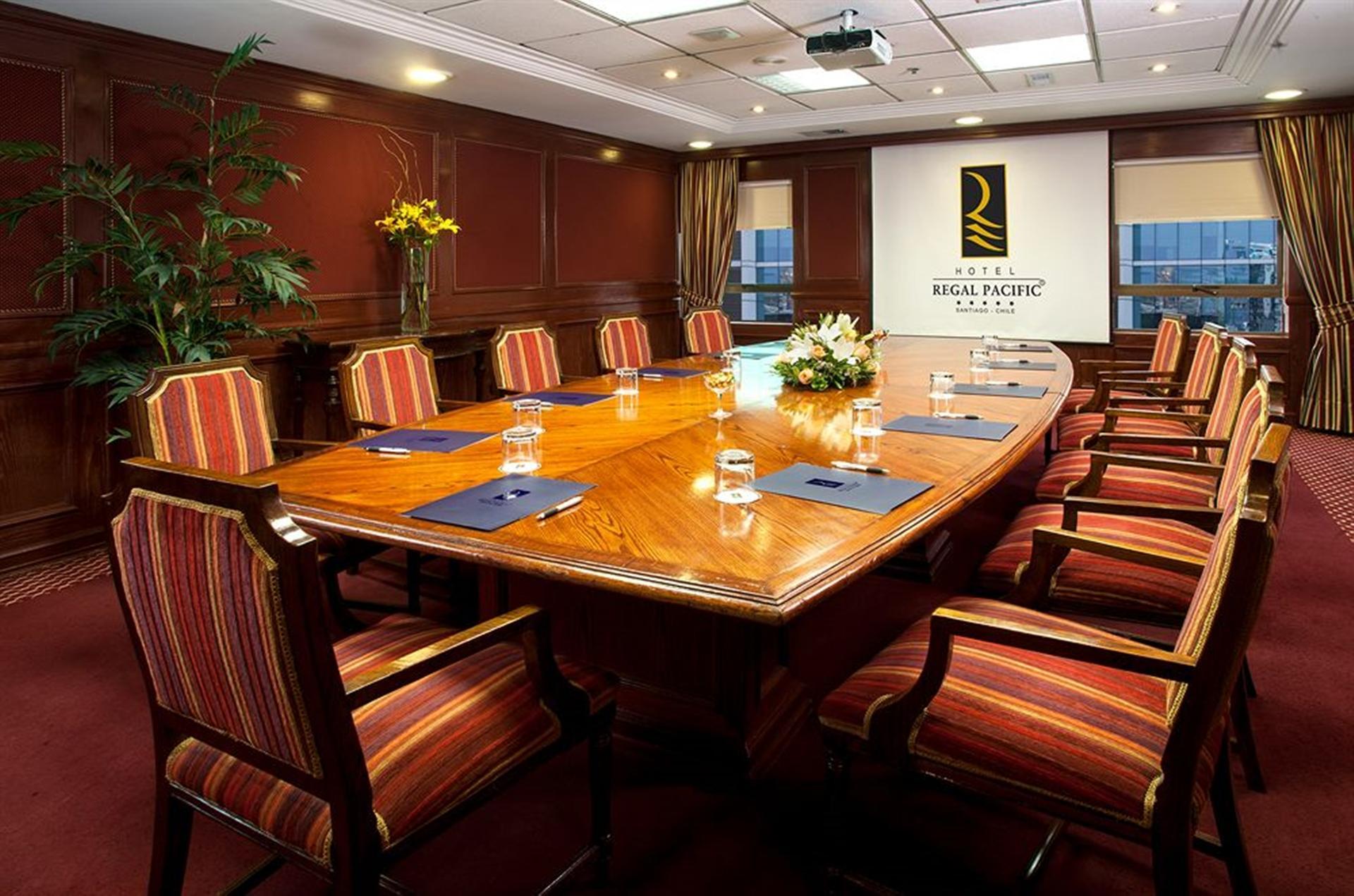Hotel Regal Pacific Сантьяго Экстерьер фото Regal Pacific Hotel, Hong Kong