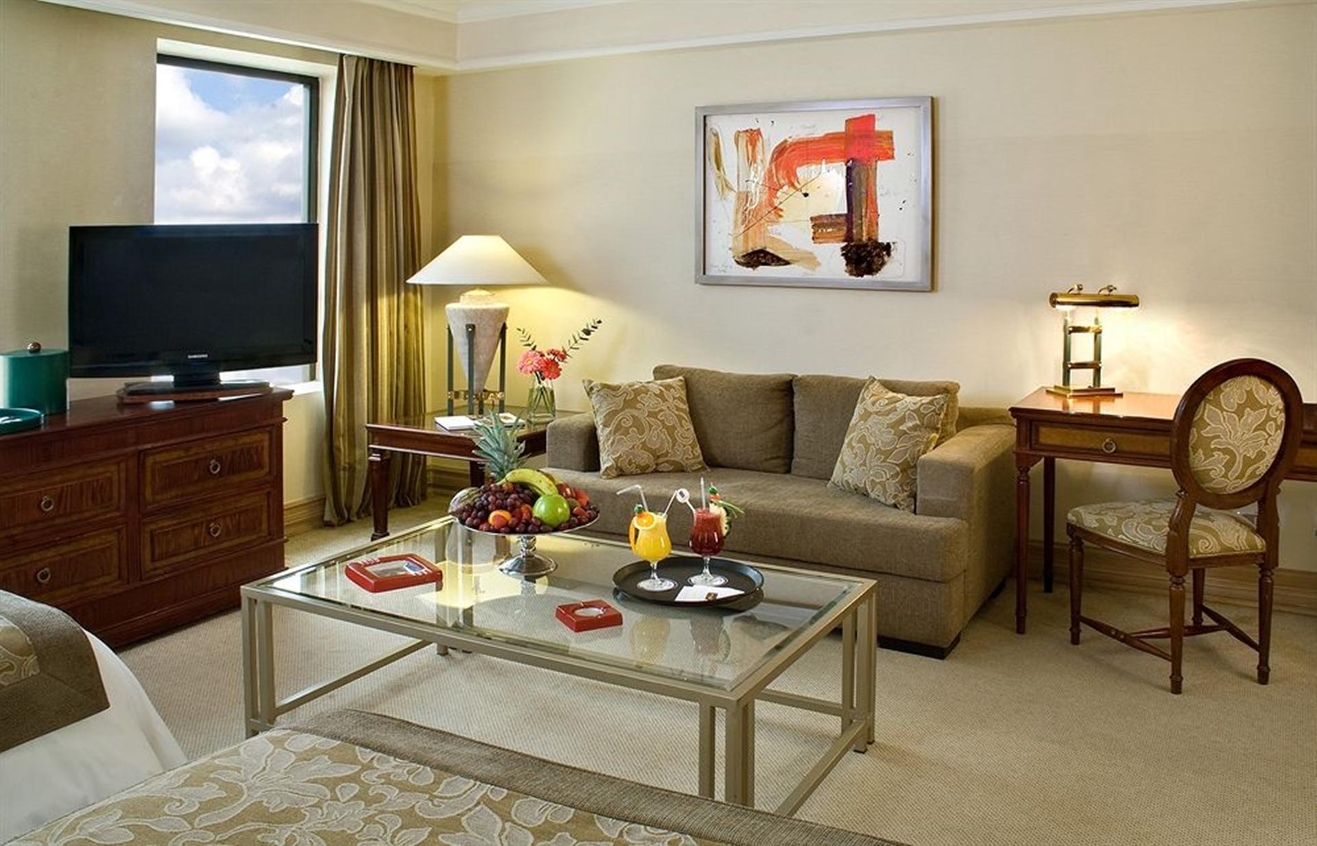 Hotel Regal Pacific Сантьяго Экстерьер фото A living room