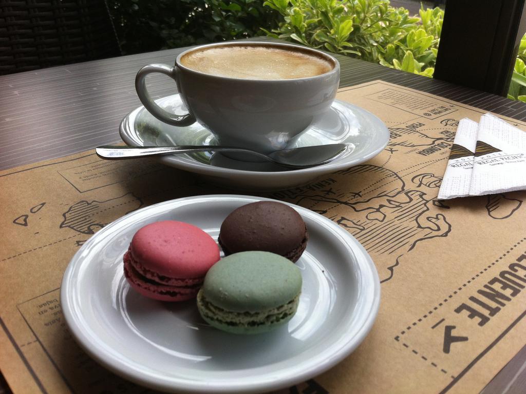 Hotel Regal Pacific Сантьяго Экстерьер фото Macarons and coffee